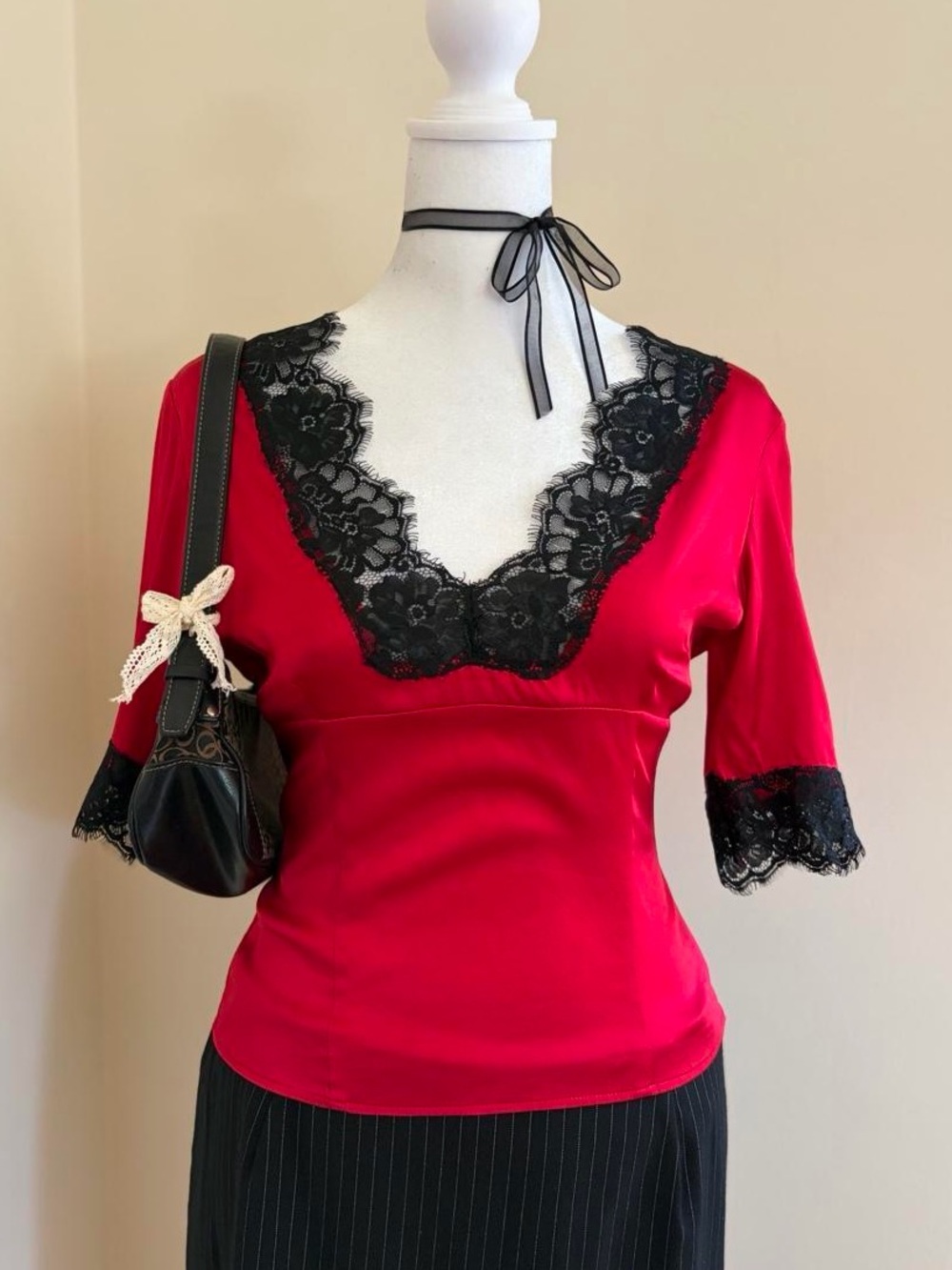 Vintage Y2K silk lace blouse top vamp goth moda international red black 90s S